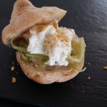 ROSETTA PUNTARELLE BURRATA E BAGNA CAUDA